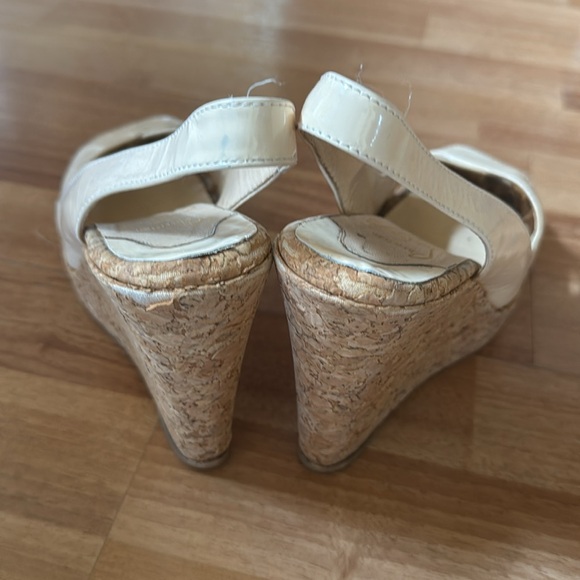 Wedge sandals worn condition